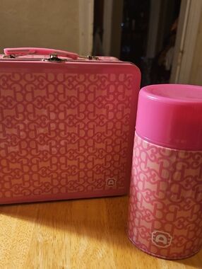 Barbie X Alamo Drafthousr Pink Lunchbox and Thermos Set